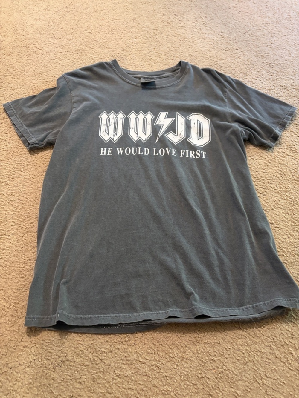 WWJD Graphic Tee - Women's Washed Charcoal Short Sleeve Shirt